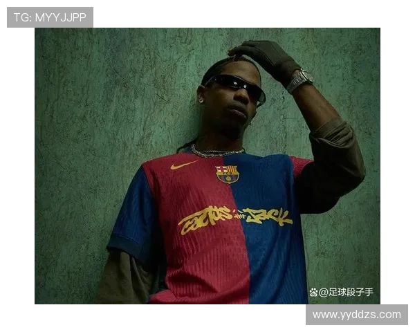 足球男球星穿女装惊艳亮相引发热议时尚与个性并存的跨界挑战